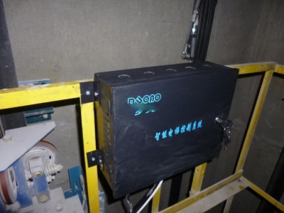 智能一卡通各子系统包括;梯控,门禁,